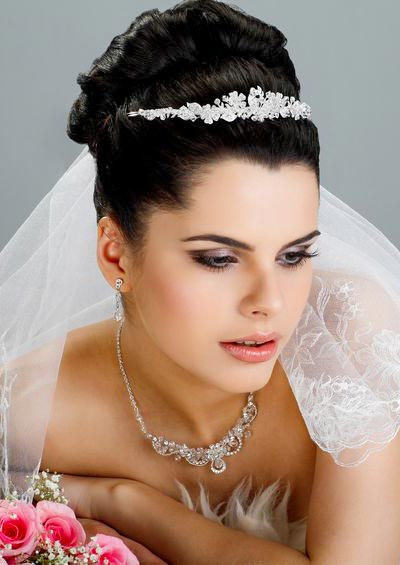 Hochzeit Frisuren Schleier
 Schleier und Diadem