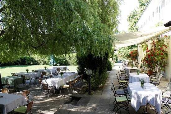 Hochzeit Im Kleinen Kreis
 Hochzeit Im Kleinen Kreis Elegant Hotel Landgut Burg