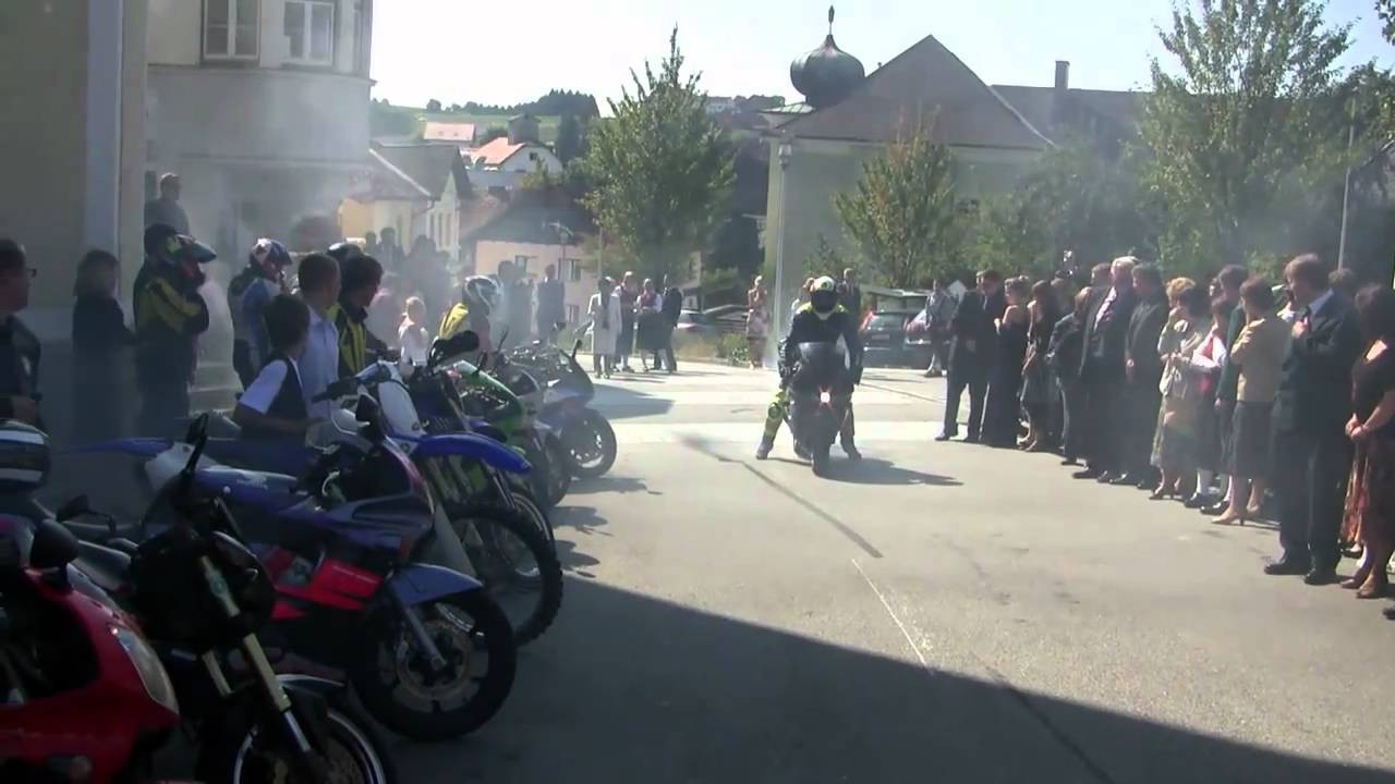 Hochzeit Motorrad
 Motorrad Hochzeit Gü Babsi MSC Lambrechten Burnout