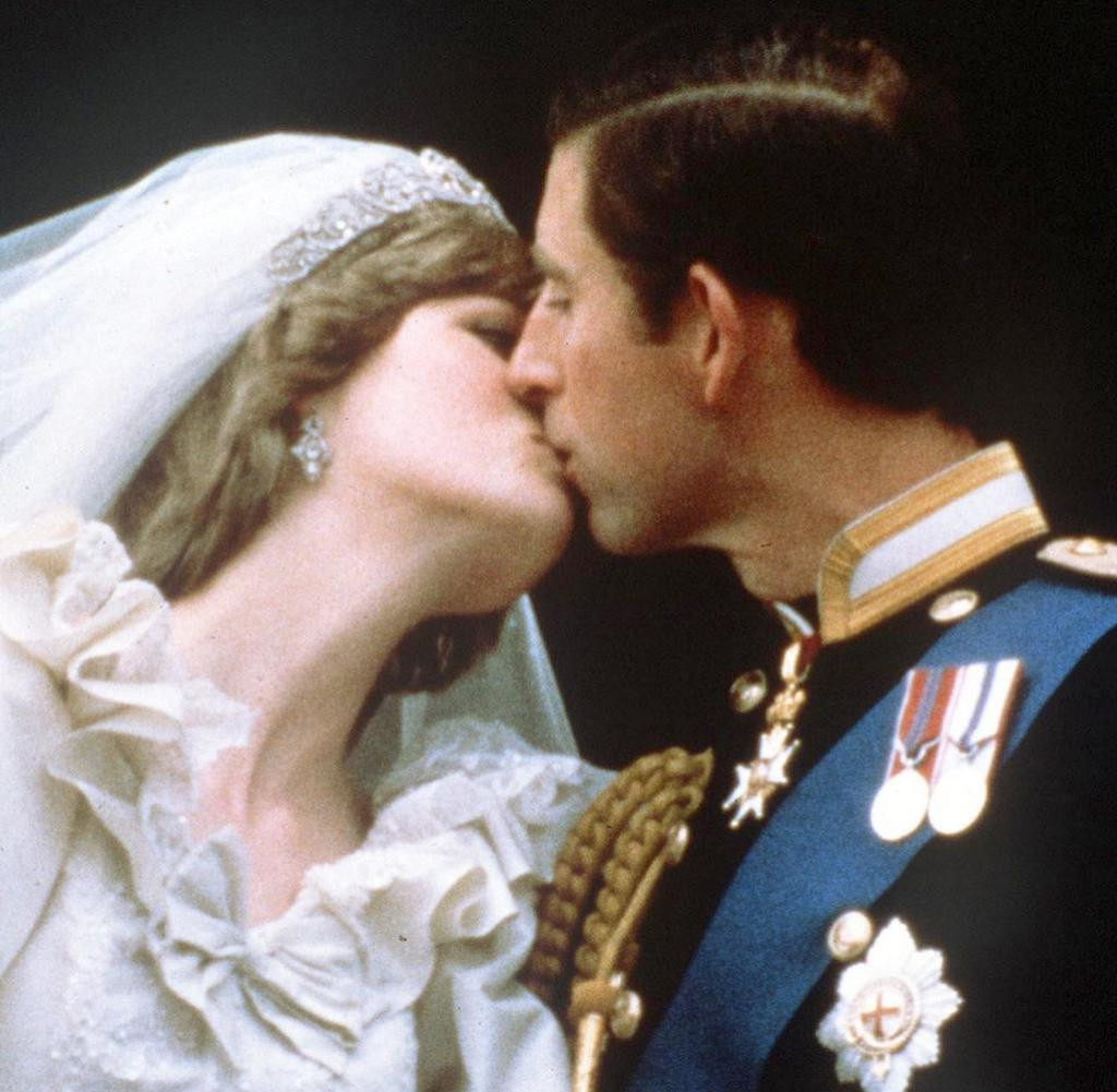 Hochzeit Prinz Charles
 Traumhochzeit 1981 heirateten Prinz Charles und Lady Di