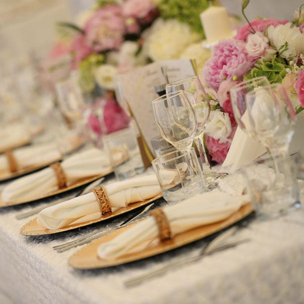 Hochzeit Sitzordnung
 Sitzordnung Hochzeit So platziert ihr bei eurer Hochzeit