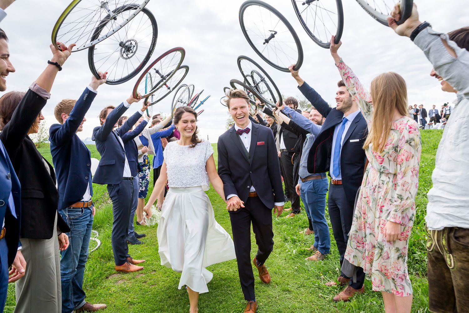 Hochzeit Spalier
 Wedding Hochzeit Spalier Rennrad Laufräder Rad