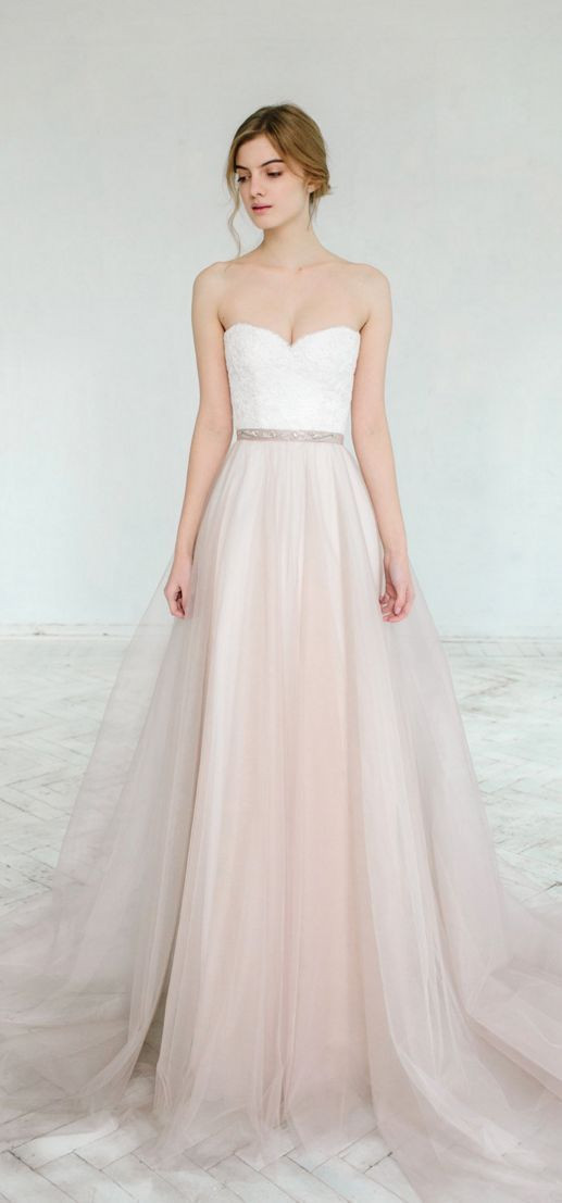 Hochzeitskleid Rosa
 Blush Hochzeitskleid in Zartrosa ♥ braut brautkleid