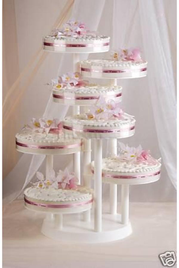 Hochzeitstorte Etagere
 Tortenständer Hochzeitstorte Etagere bis 7 stöckig zur