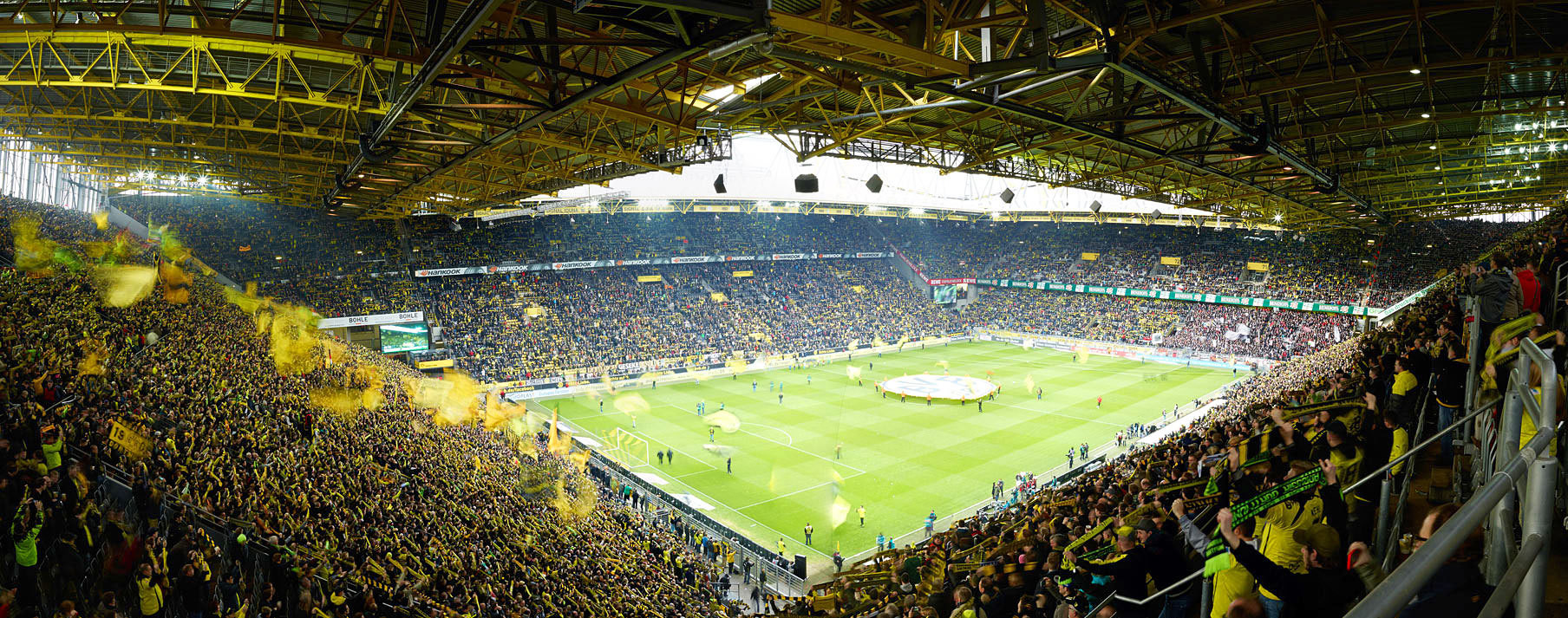 Iduna Vereinigte Lebensversicherung Ag Für Handwerk Handel Und Gewerbe
 SIGNAL IDUNA PARK Impressum