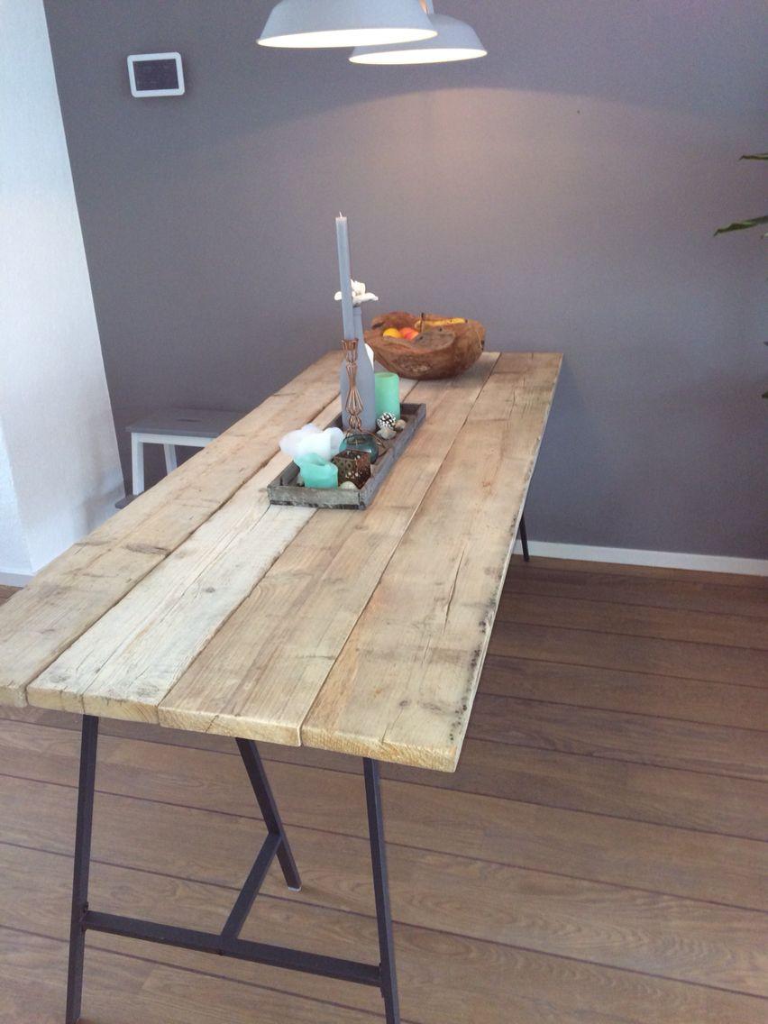 Ikea Tafel
 Nieuwe tafel steigerhout en ikea schragen steigerhout