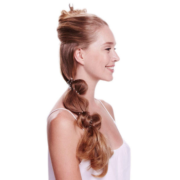 Invisibobble Frisuren
 Der Mermaid Braid Schritt 2