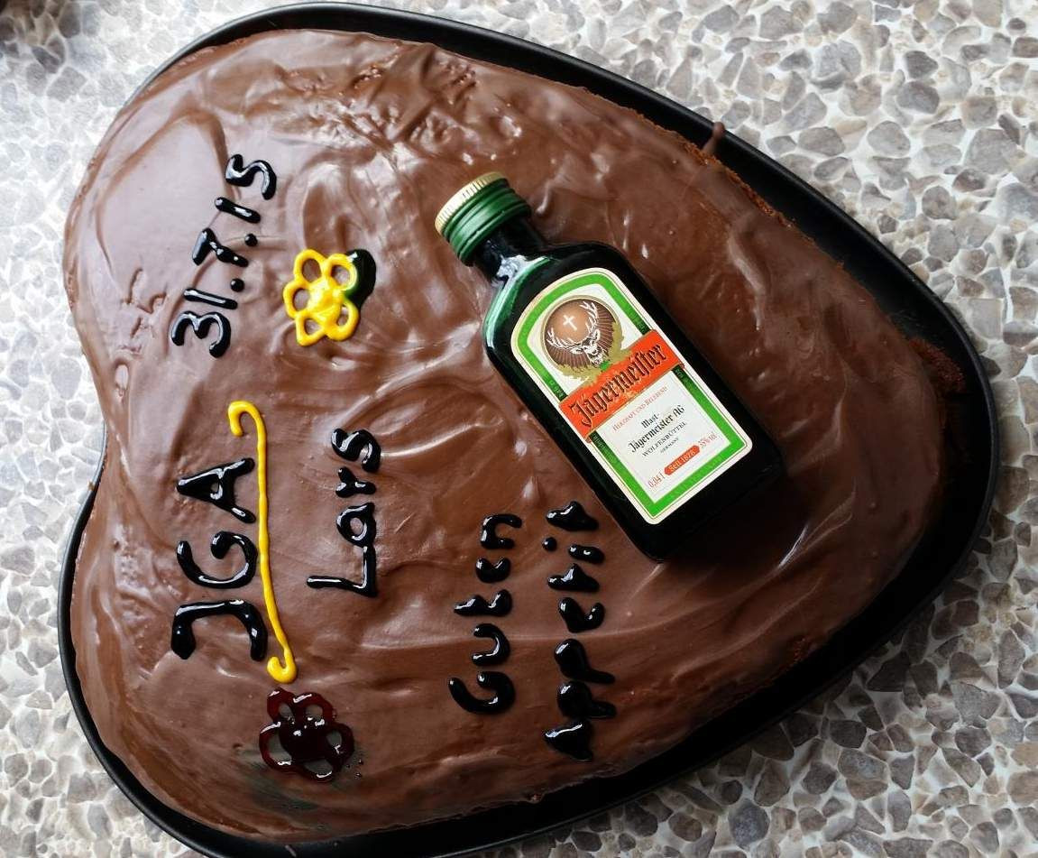 Jägermeister Geschenke
 Jägermeister Hörnertee Kuchen by Sabine