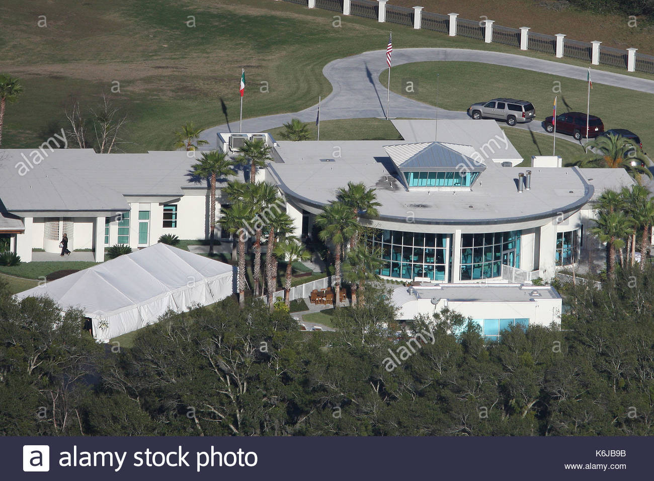 John Travolta Haus
 Die Travolta Familie zu Hause Jett Travolta s Memorial