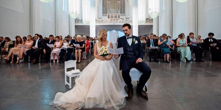 Kirche Hochzeit
 Die erste Hochzeit in der neuen Leipziger Uni Kirche