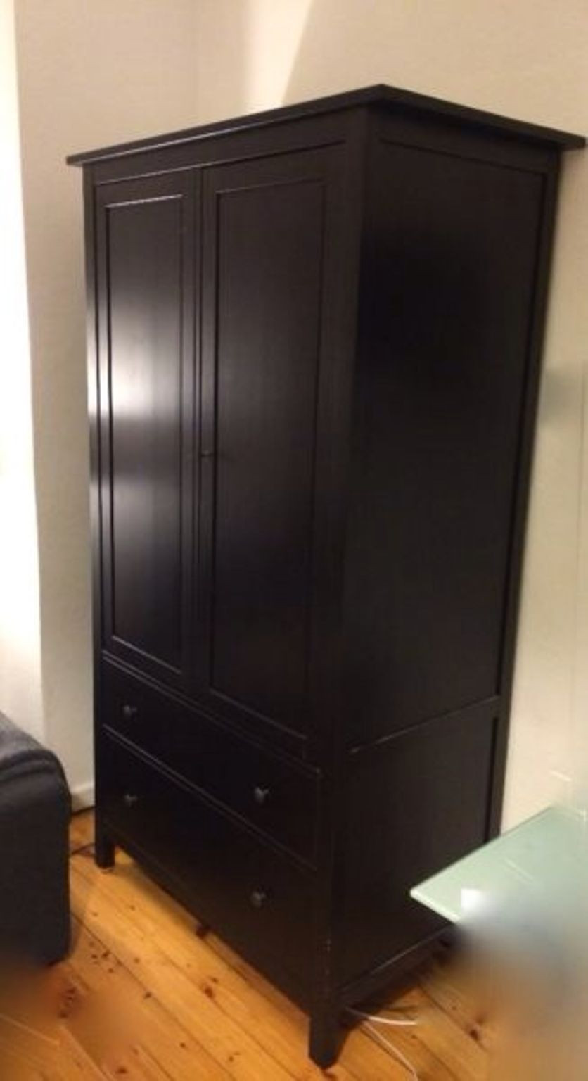 Kleiderschrank Schwarz
 Gebraucht Hemnes Kleiderschrank schwarz braun in