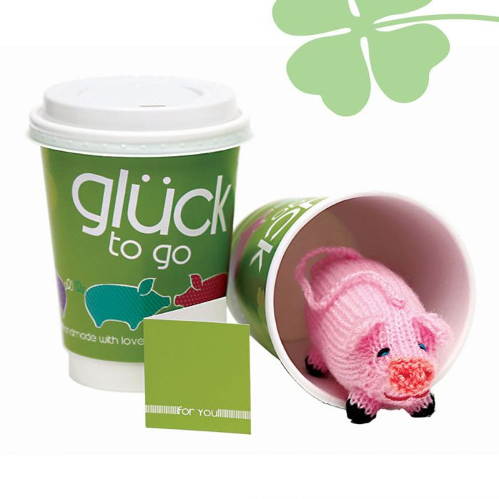 Kleine Geschenke Für Kinder Unter 2 Euro
 Knuddeliges rosa Glücksschwein To Go Handgefertigt