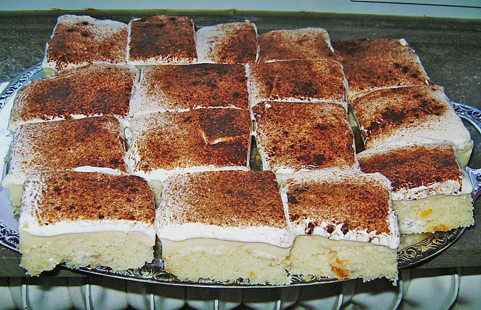 Kuchen Mit Pudding
 Fanta Schmand Kuchen mit Pudding und Mandarinchen von