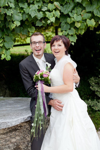 Kyrie Hochzeit
 HOCHZEIT ein besonderer Tag wir gehören zum guten Ton