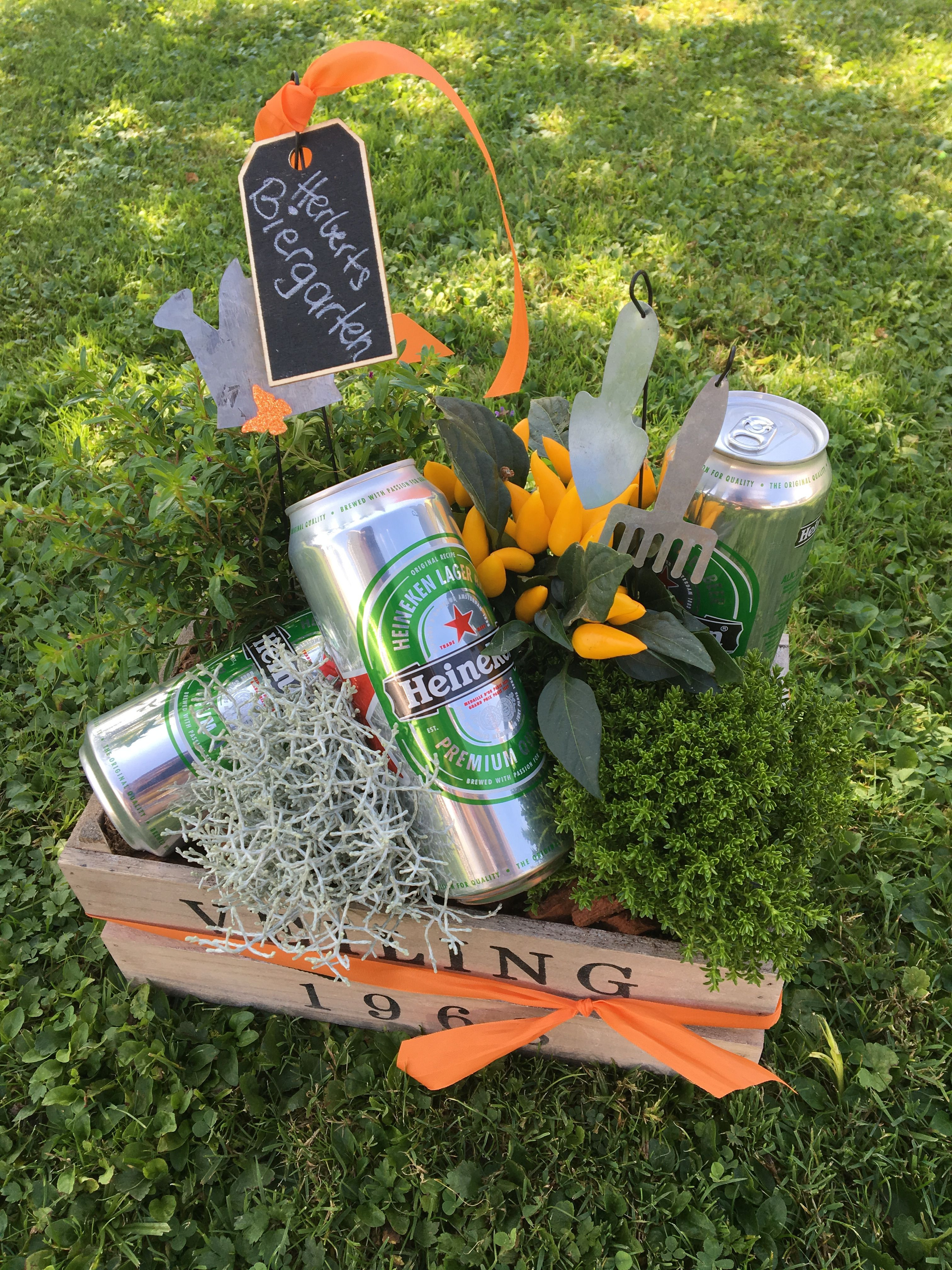 Männertag Geschenke
 "Biergarten" Geschenk