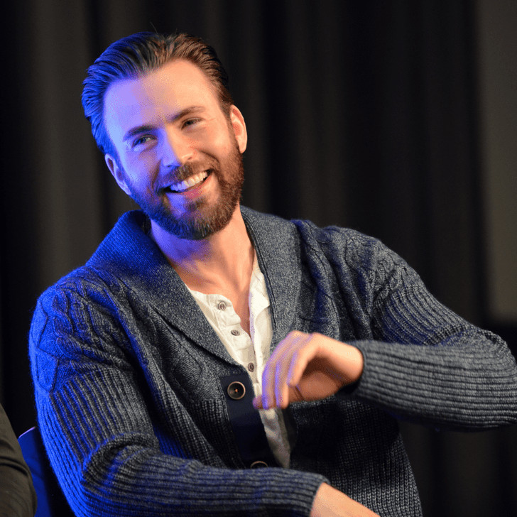 Massiv Bett
 Chris Evans Talks About Liking Butts