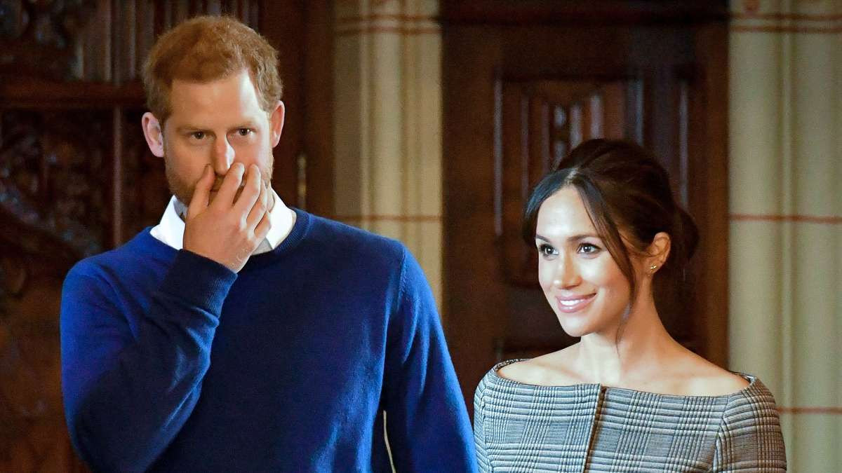 Megan Und Prinz Harry Hochzeit
 Wahrsagerin sagt Trennung von Prinz Harry und Meghan