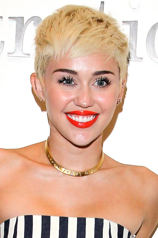 Miley Cyrus Frisuren
 Miley Cyrus Haare von schön bis schräg Fotoalbum