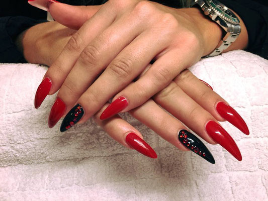 Nageldesign American Style
 Nageldesign Bilder Nail Lounge City