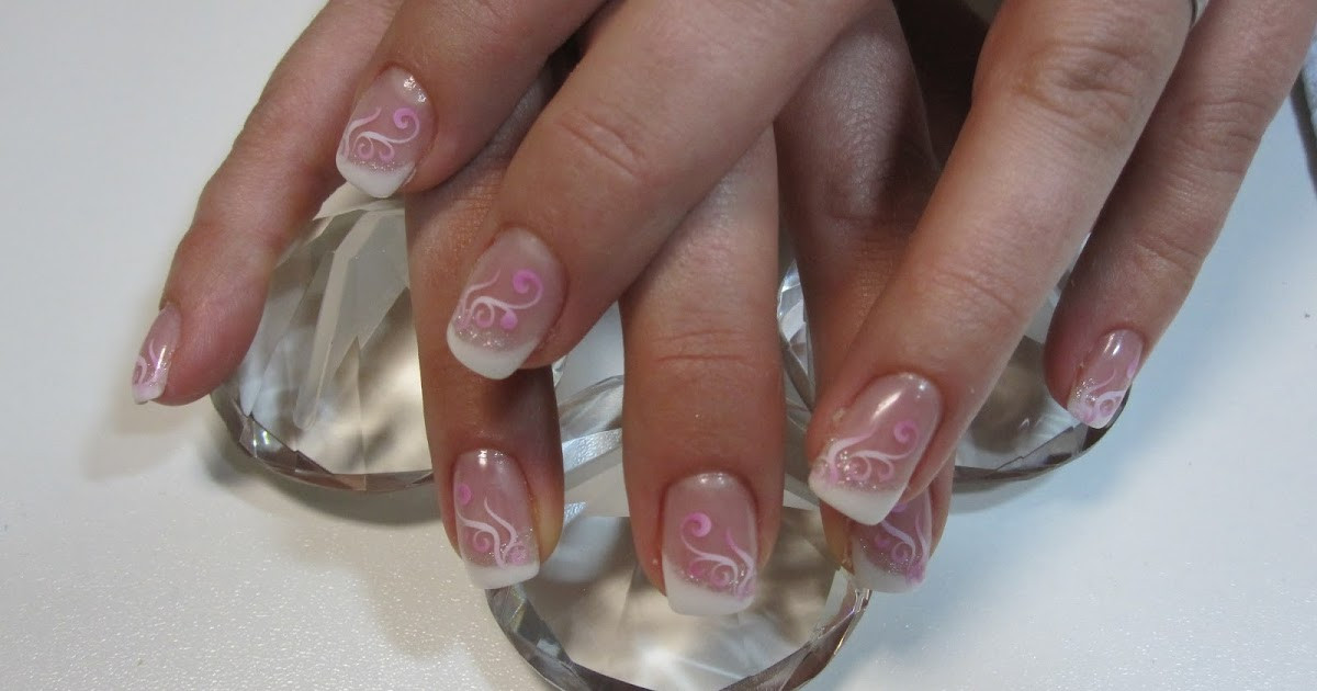 Nageldesign Ausbildung Essen
 Nails Point by Sybille Ausbildungen Hessen French Nägel