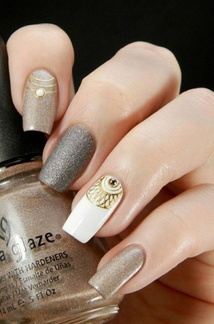 Nageldesign Beige
 1001 Ideen für Nageldesign mit Steinen 2017 Trends