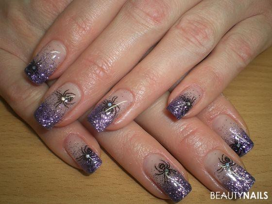 Nageldesign Bilder 2011
 Es ist Fasching Nageldesign