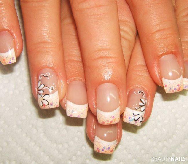 Nageldesign Bilder 2011
 was dezentes Nageldesign