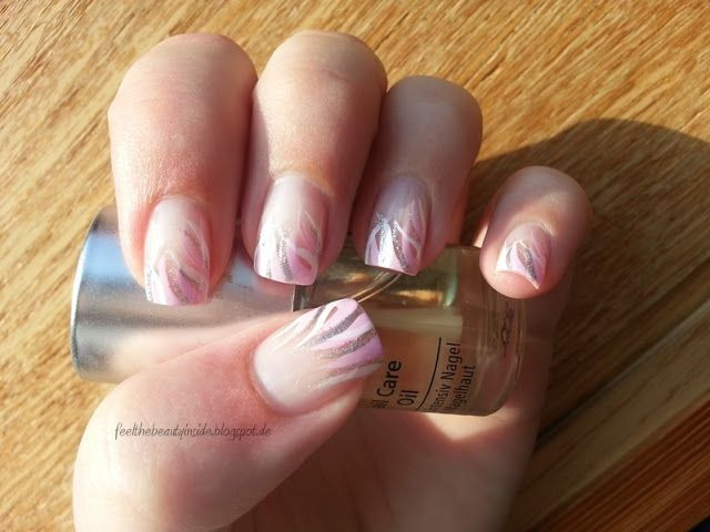 Nageldesign Flammen
 Feel the beauty inside Nageldesign Juni rosa weiß silber