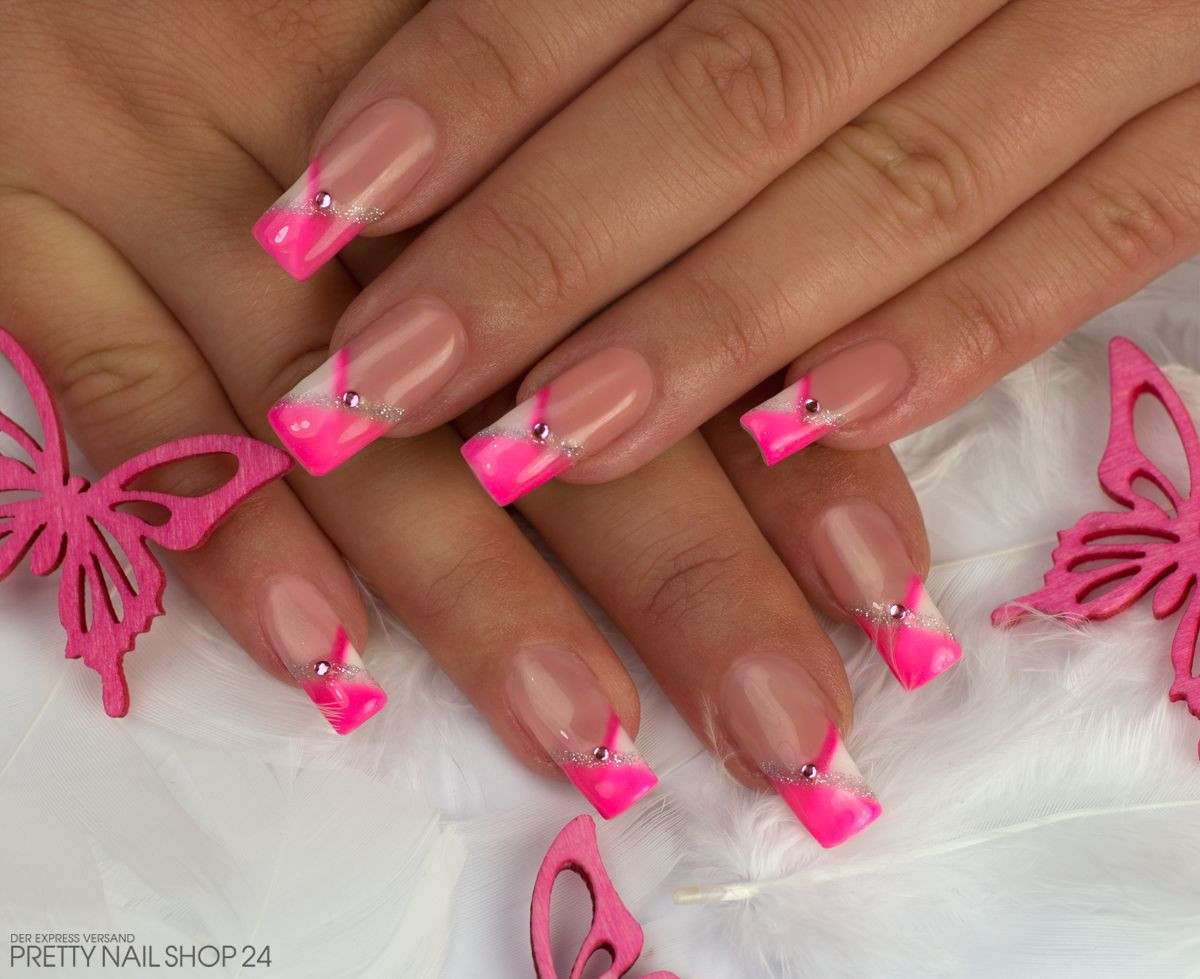 Nageldesign Neon Pink
 pink french nailart nails Meine Kollegin Meike liebt
