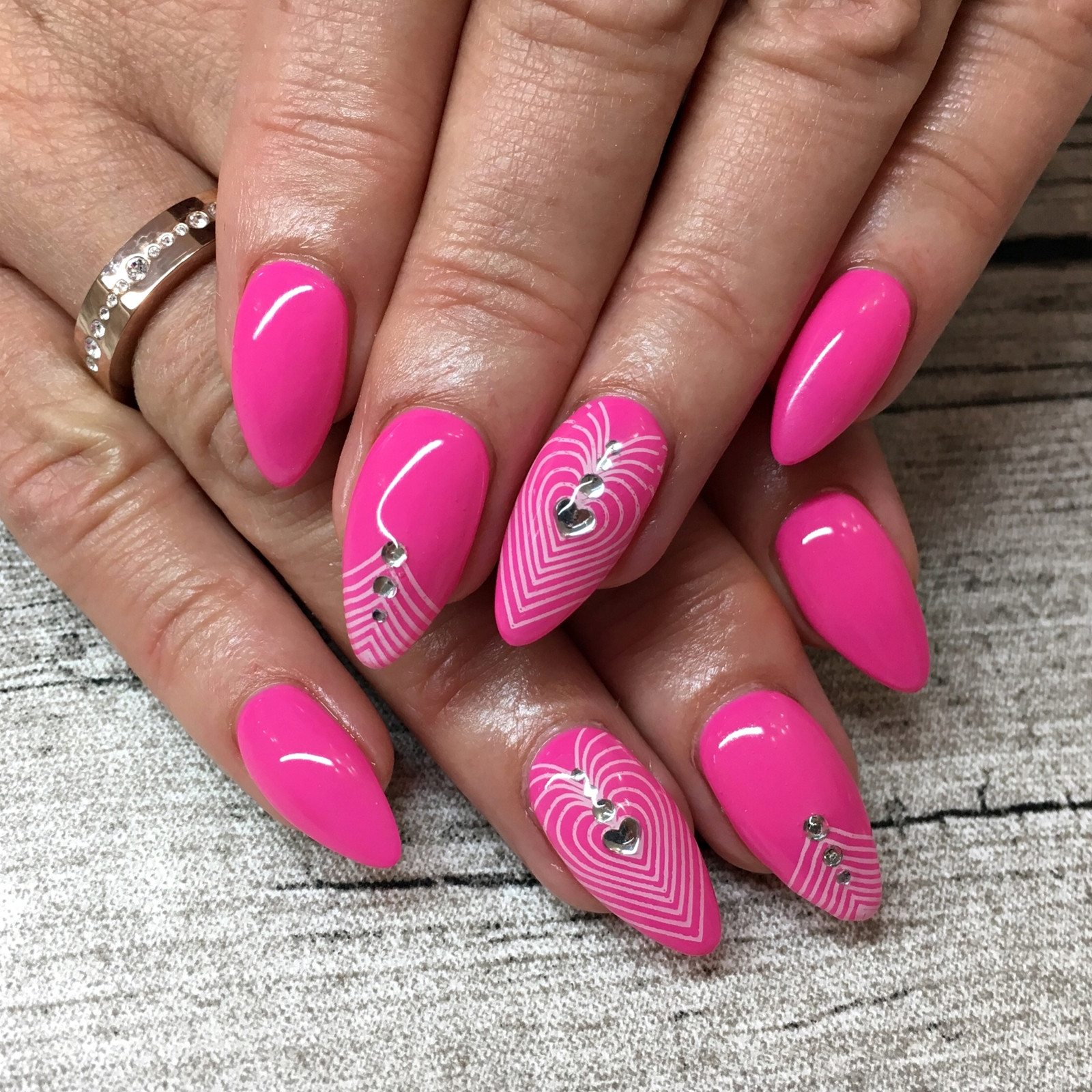 Nageldesign Neon Pink
 Nail Art Inspiration 2 Fashionladyloves