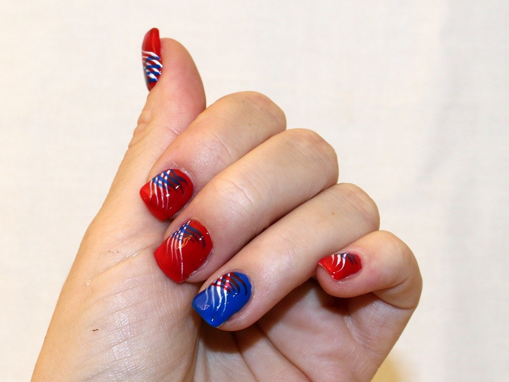 Nageldesign Rot Weiß
 Blog Battle Nageldesign Blau Rot Weiß