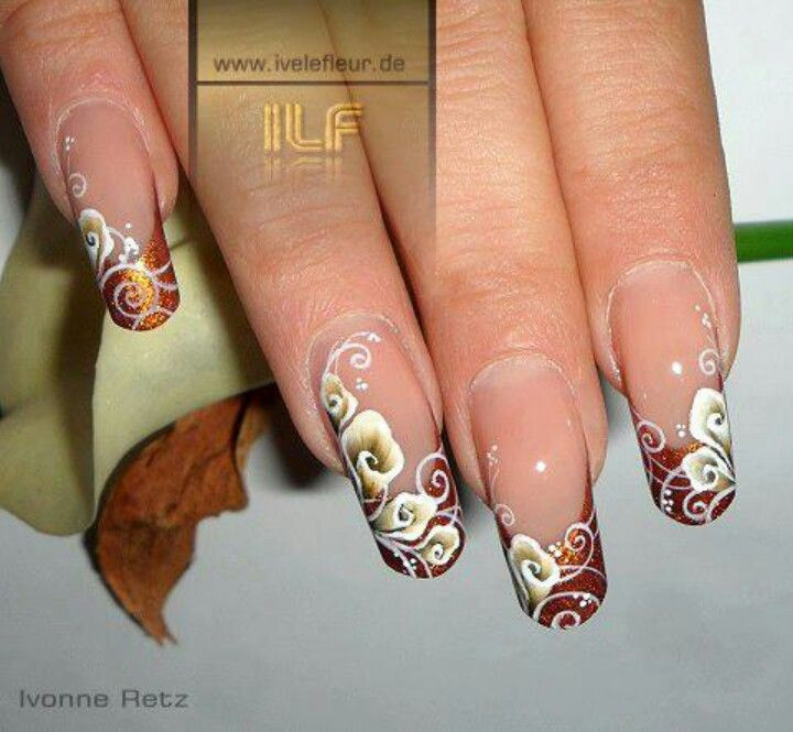 Nageldesign Schmetterlingsdesign
 By Ivonne Retz Nagelkunstanleitung