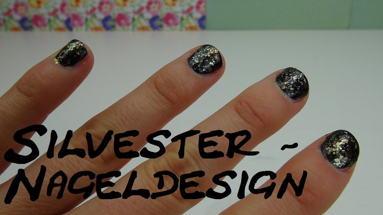 Nageldesign Silvester Glitzer
 Nägel für Silvester lakieren Nageldesign mit Glitzer