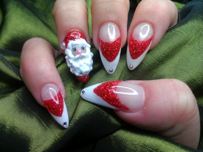 Nageldesign Spitz
 Trendiges Nageldesign zu Weihnachten Nageldesign