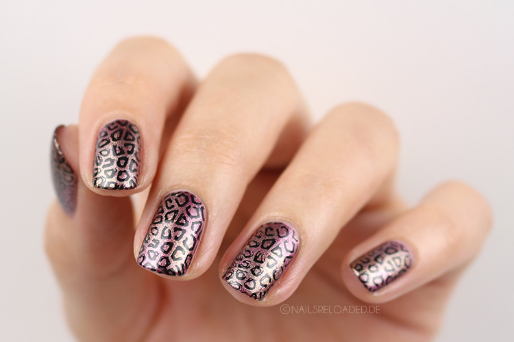 Nageldesign Stamping
 nails reloaded Nageldesign Afrika