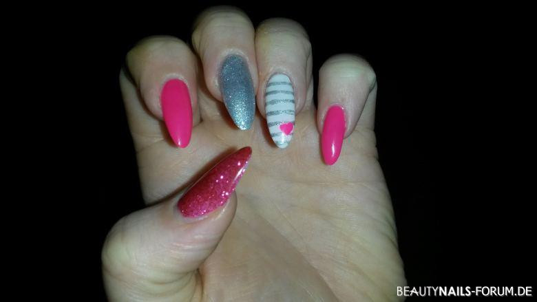 Nageldesign Trends Sommer 2019
 Sommernägel Nageldesign 2019 100 Bilder mit Sommer