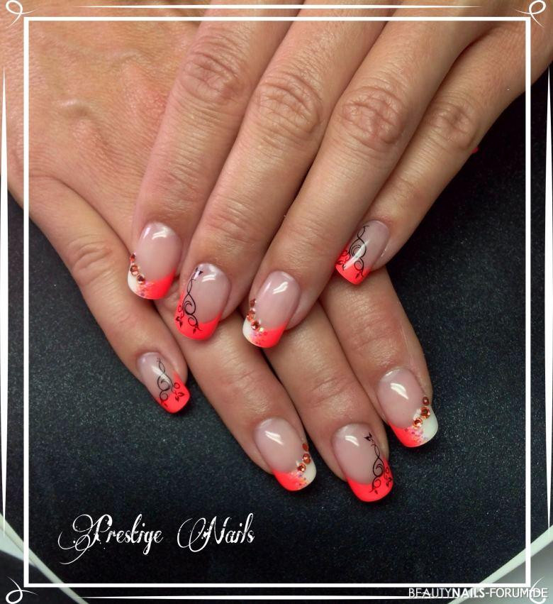 Nageldesign Trends Sommer 2019
 Sommernägel Nageldesign 2019 100 Bilder mit Sommer