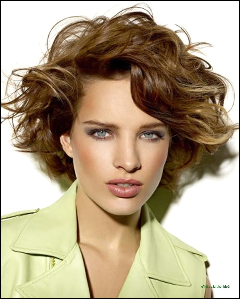 Neueste Frisuren 2019
 Neueste Bob Frisuren Trends 2018 2019 für lange und kurze