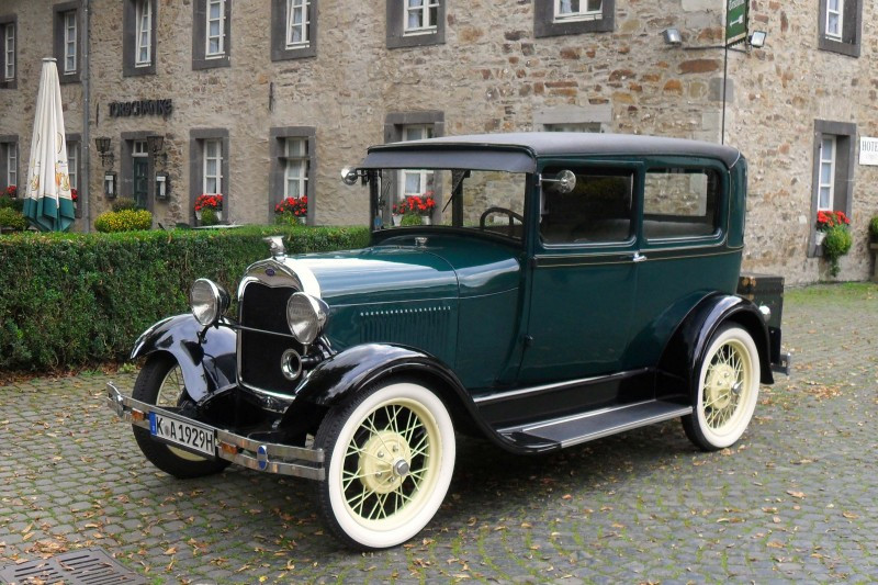 Oldtimer Für Hochzeit
 Ford Model A Sedan Oldtimer für Hochzeit