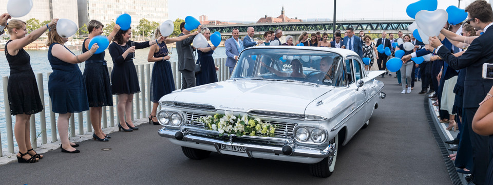 Oldtimer Für Hochzeit
 Oldtimer für Hochzeit mieten Hochzeitsfahrten