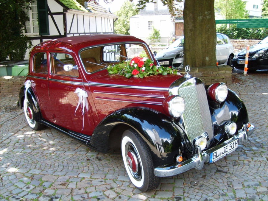 Oldtimer Für Hochzeit
 Oldtimer Hochzeitsauto Mercedes Benz 170 S