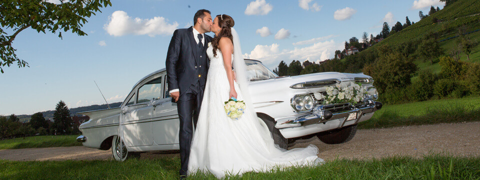 Oldtimer Für Hochzeit
 Oldtimer für Hochzeit mieten Hochzeitsfahrten