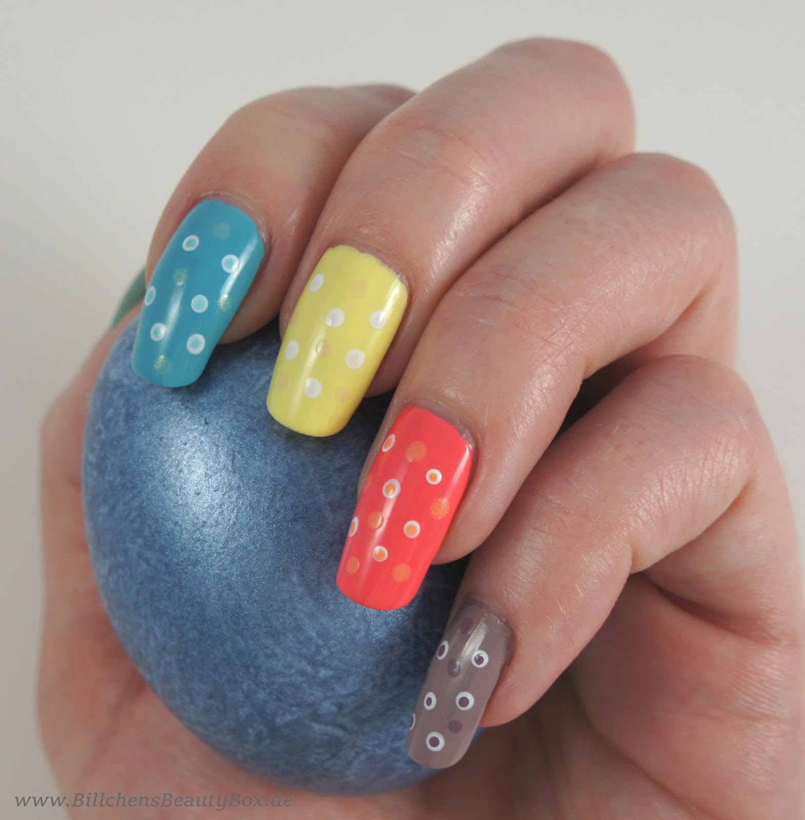 Oster Nageldesign
 Oster Nageldesign Eggcellent Ideas