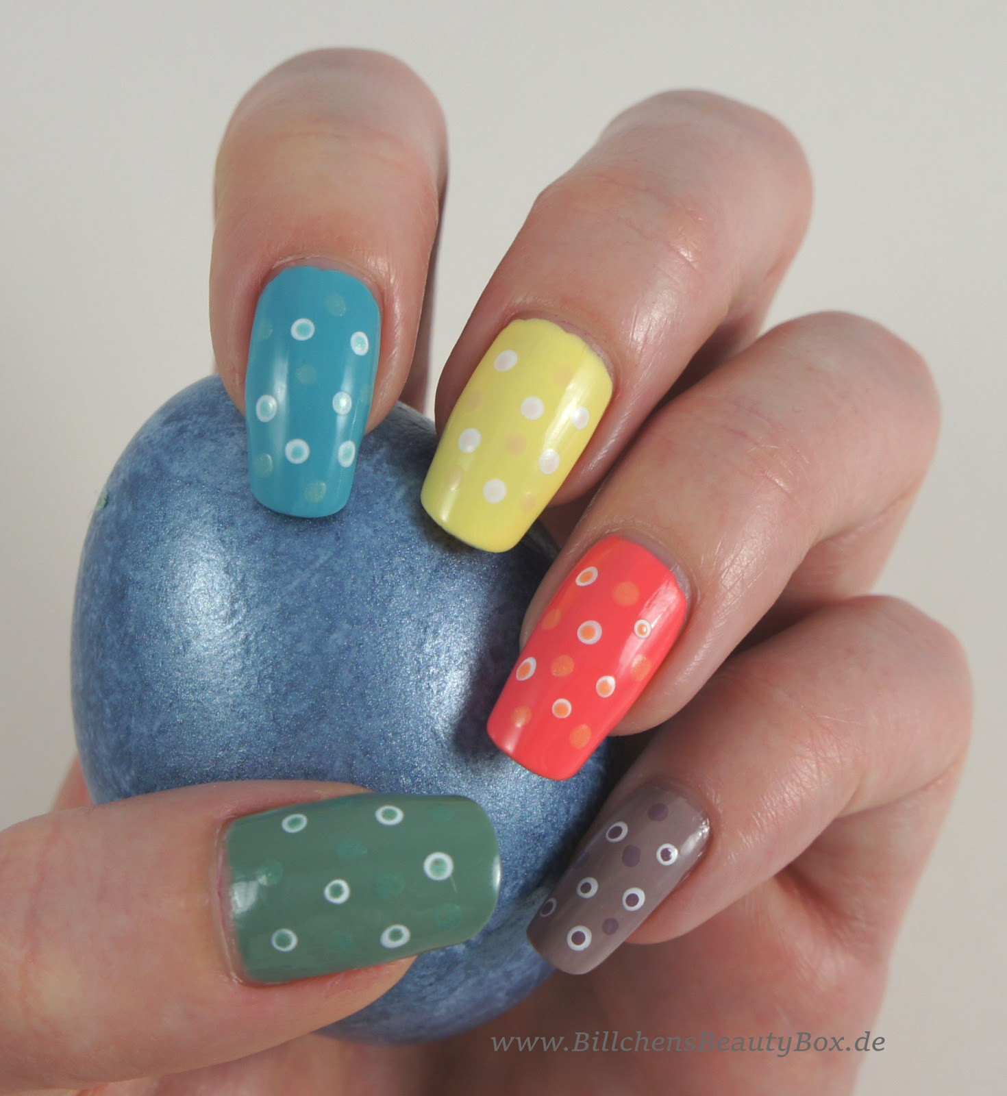 Oster Nageldesign
 Oster Nageldesign Eggcellent Ideas