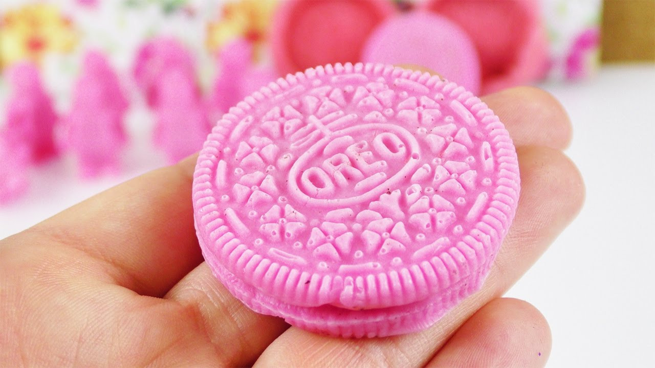 Pinke Geschenke
 Rosa OREO Seife selber machen DIY Cookie Idee