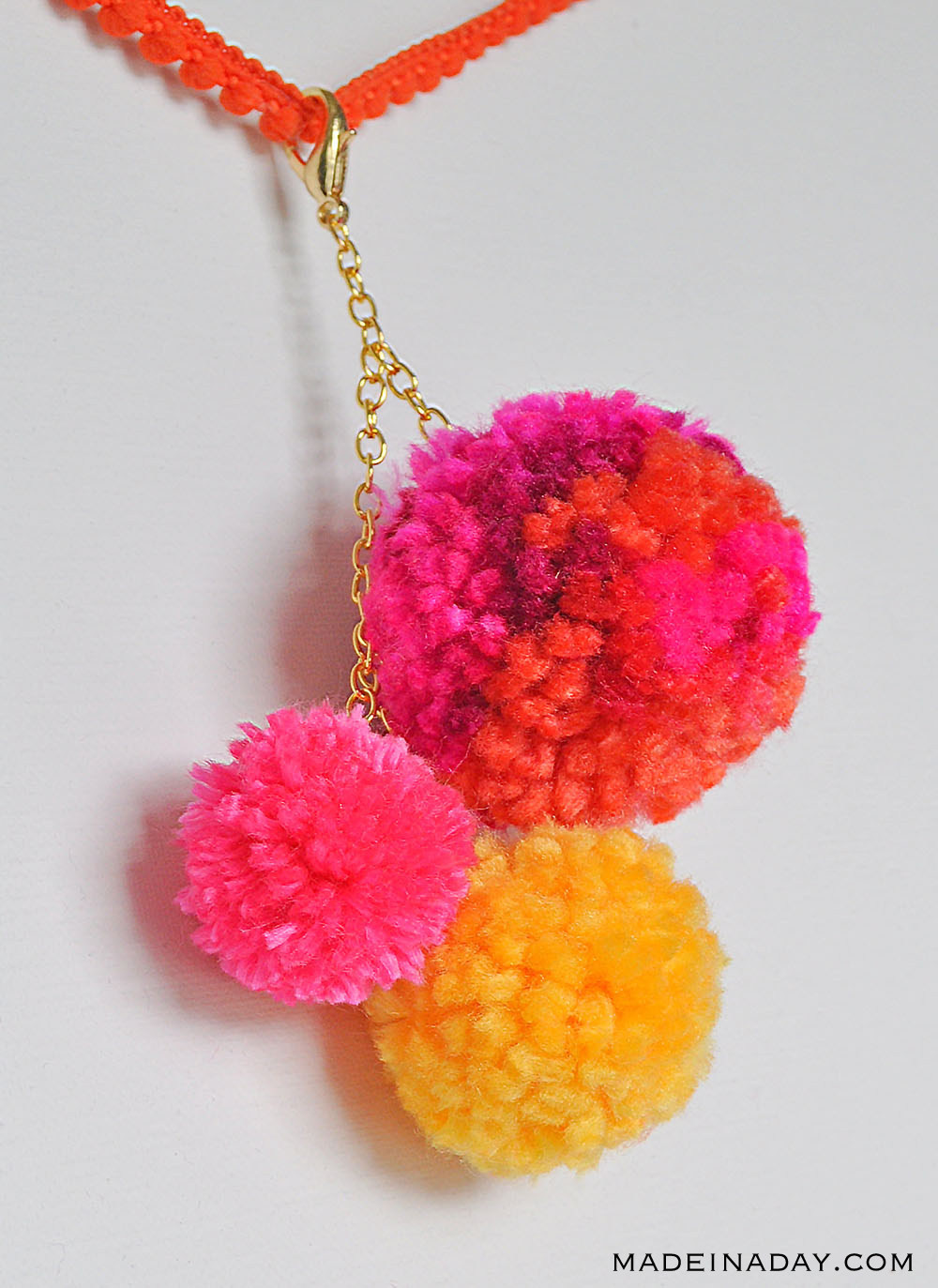 Pom Pom Diy
 DIY Pom Pom Keychain