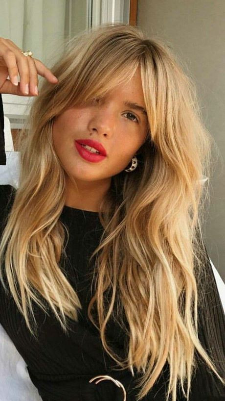 Pony Frisuren 2019
 Pony frisuren trend 2019