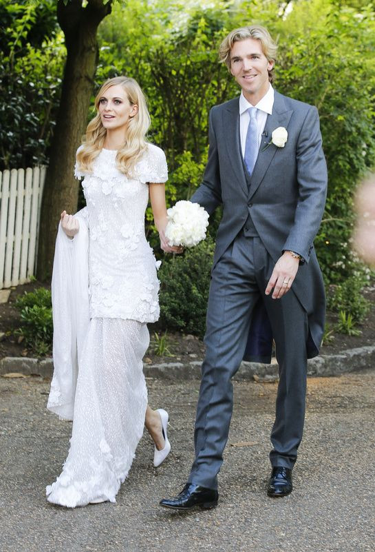 Poppy Delevingne Hochzeitskleid
 La robe Chanel sur mesure de Poppy Delevingne