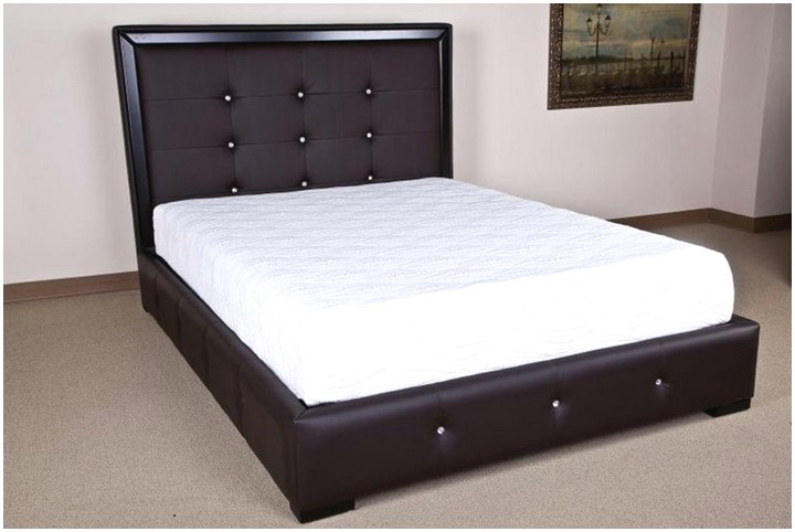 Queen Bett
 Queensize Bett Oder Doppelbett king size bett oder