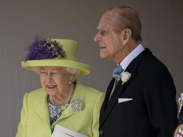 Queen Hochzeit Harry
 Erste gleichgeschlechtliche Ehe in der Familie der